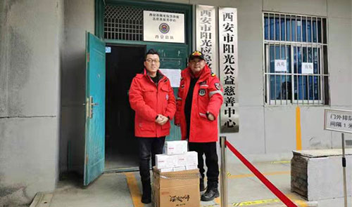 感谢中心会员徐龙给中心捐赠口罩一批，公益路上有你更精彩…
